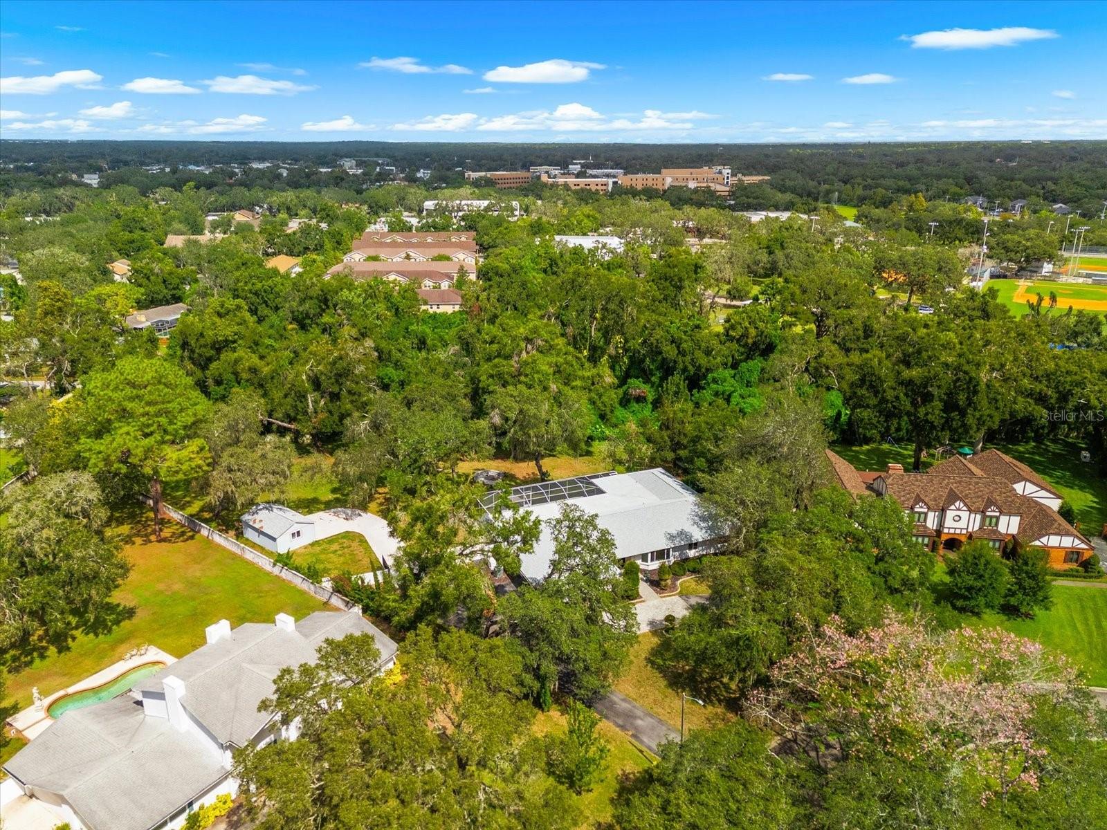 CAMBRIDGE PLACE - Residential