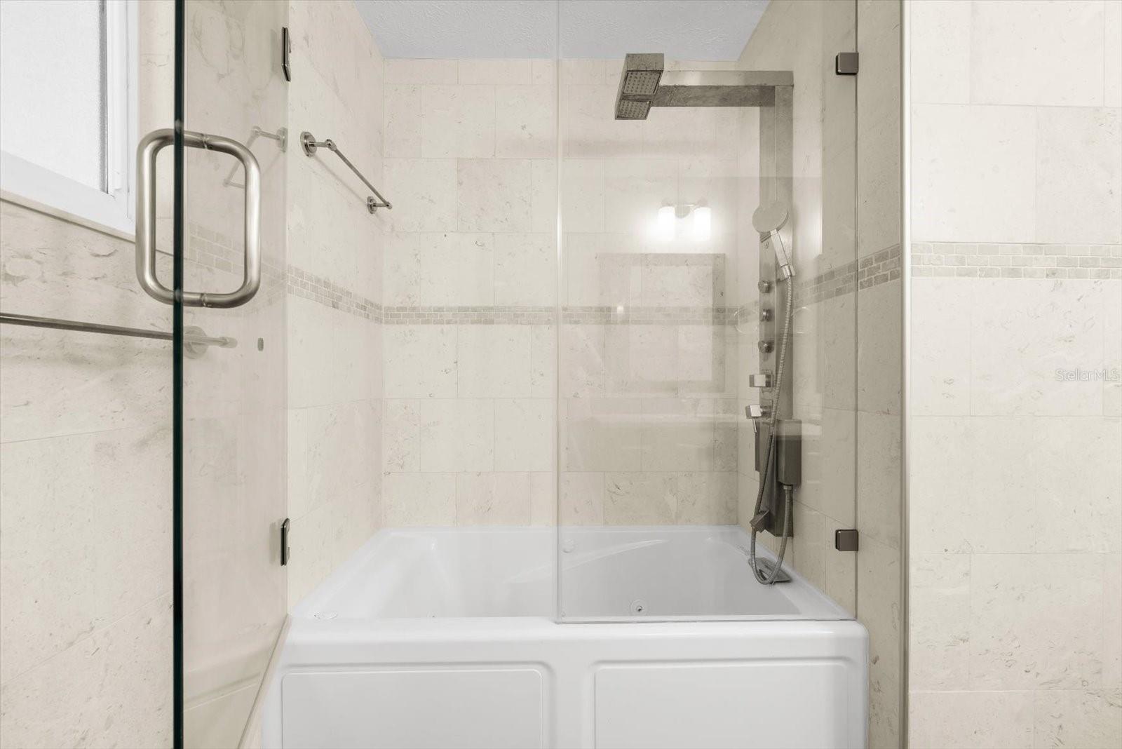CAMBRIDGE PLACE - Residential