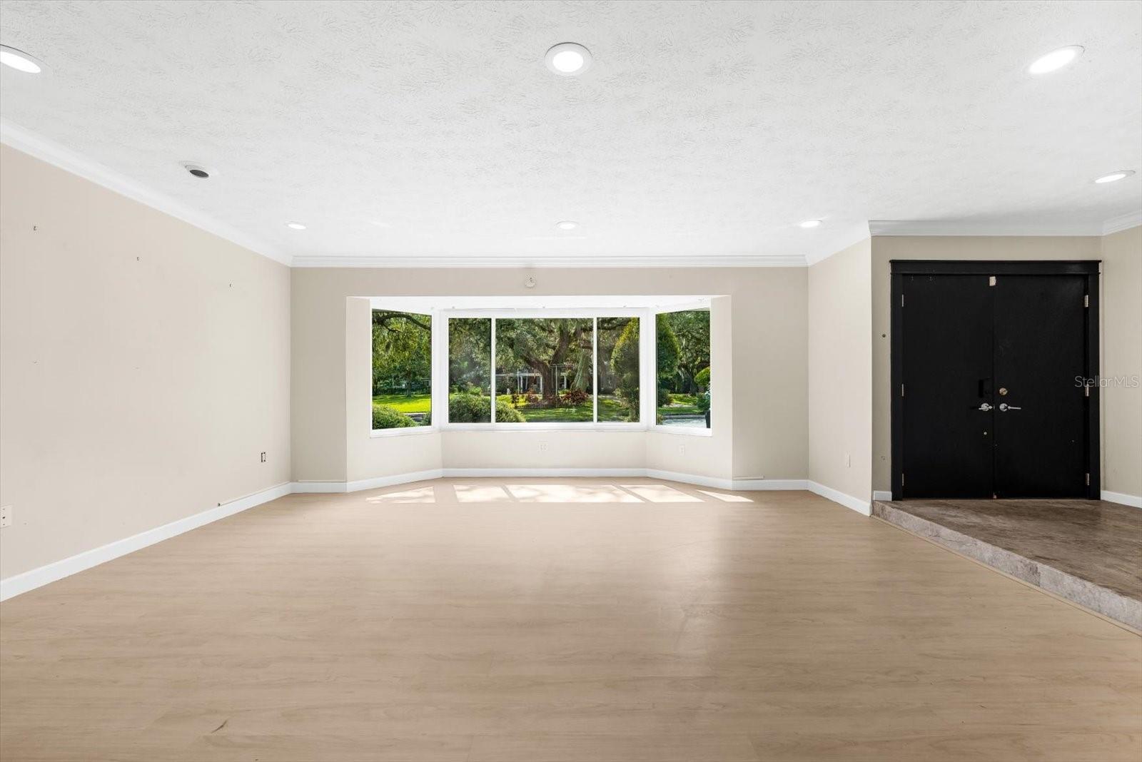 CAMBRIDGE PLACE - Residential