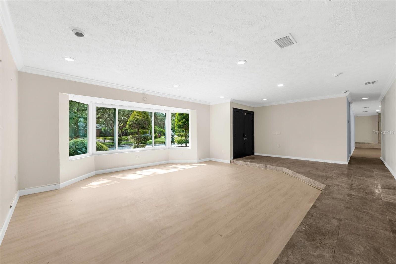 CAMBRIDGE PLACE - Residential