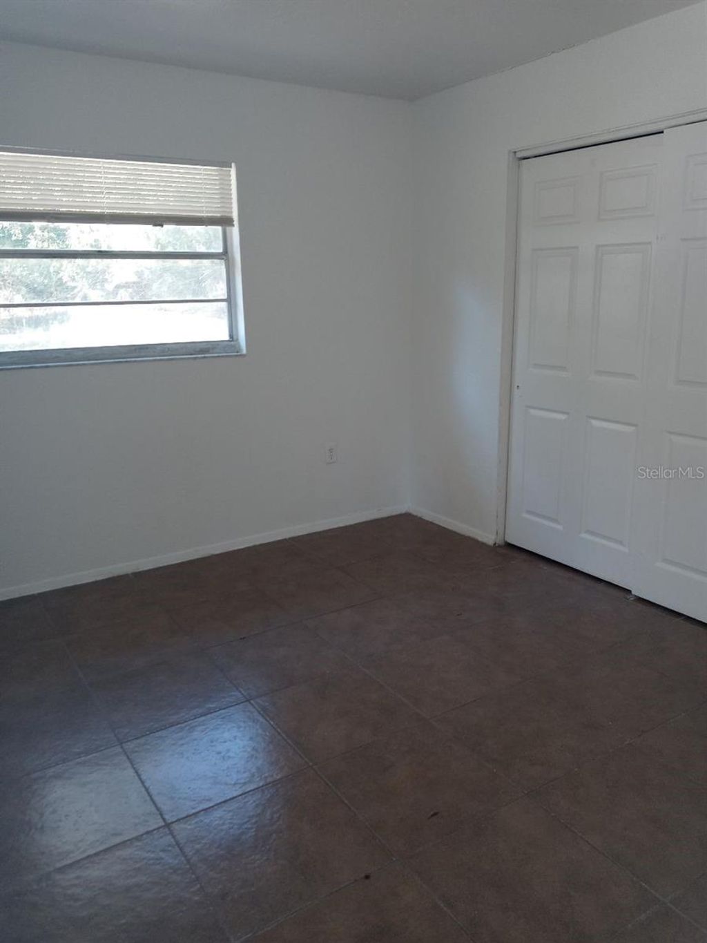 Photo of 807 60th Avenue W, Bradenton, FL 34207 (MLS # A4693646)