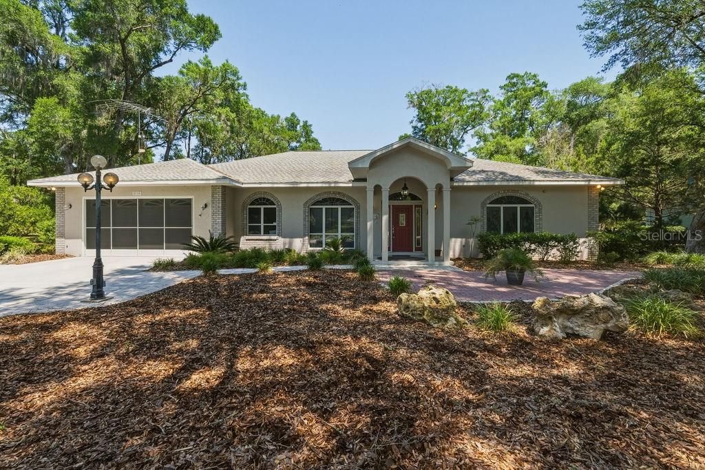 Photo of 8710 SW 190th Circle, Dunnellon, FL 34432 (MLS # OM723276)