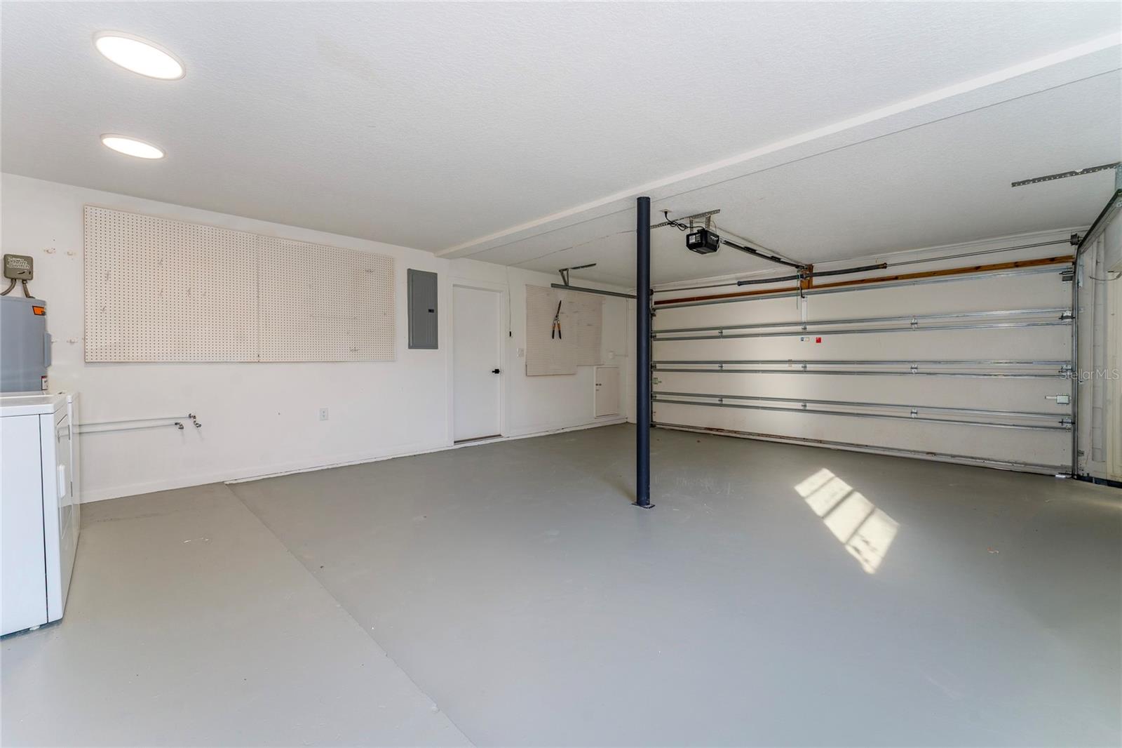 W H WURSTS ADD - Residential