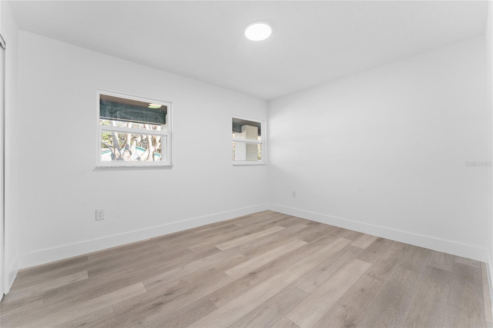 W H WURSTS ADD - Residential