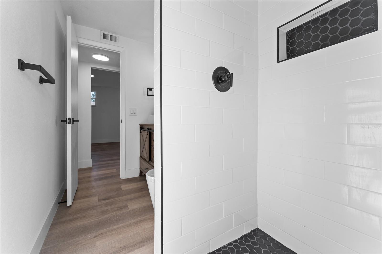 W H WURSTS ADD - Residential