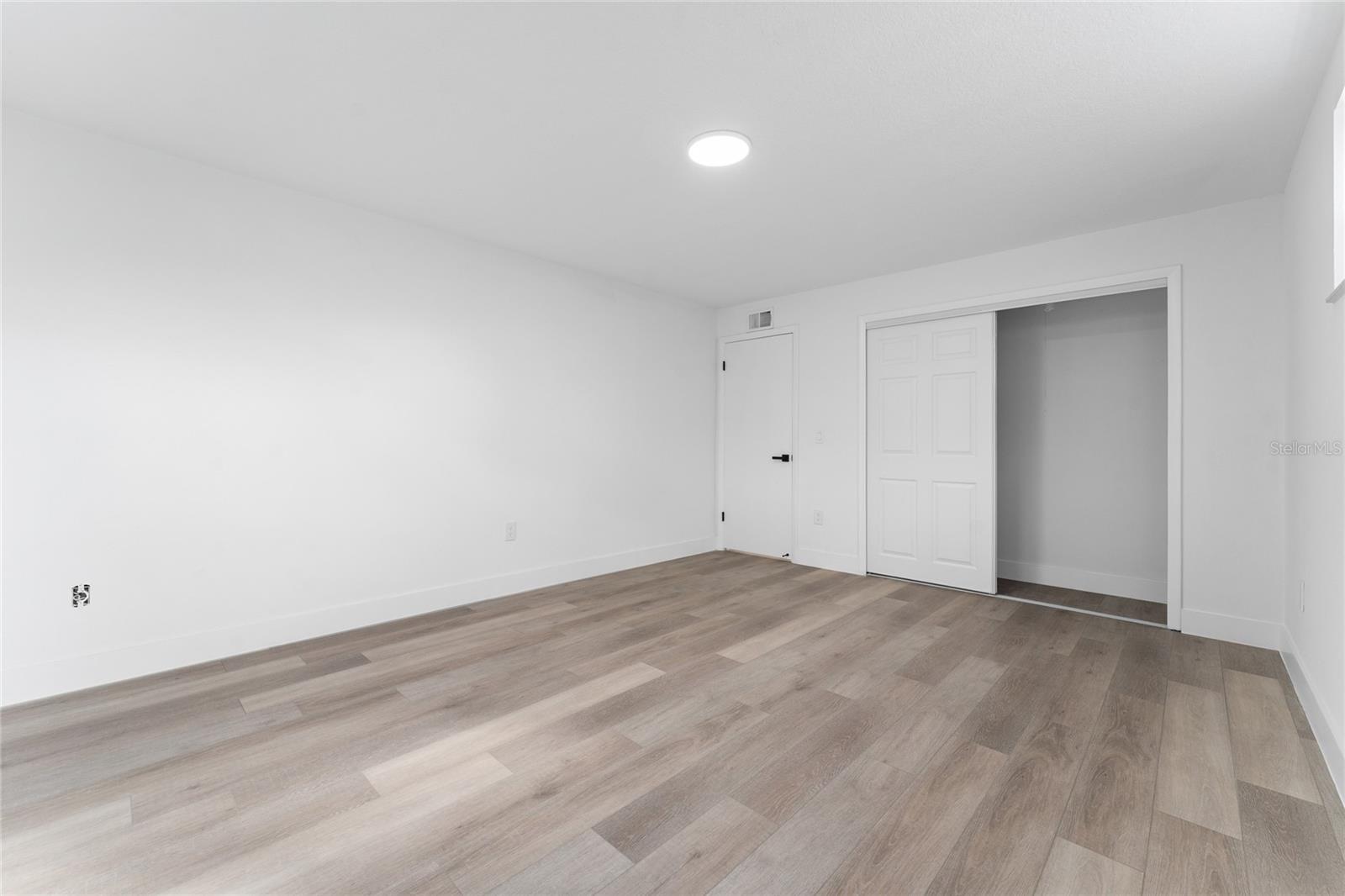 W H WURSTS ADD - Residential