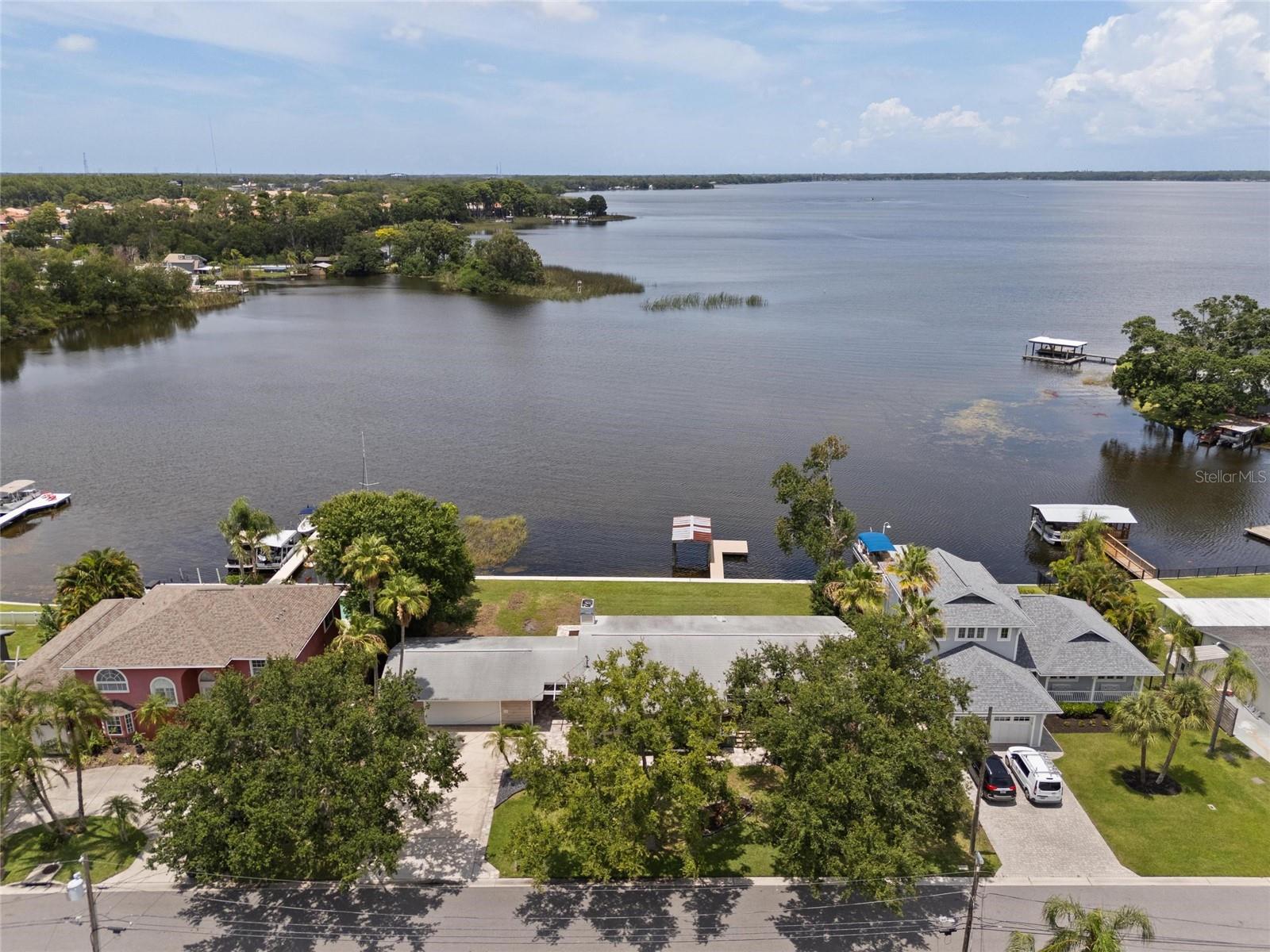 17 FRESHWATER DRIVE