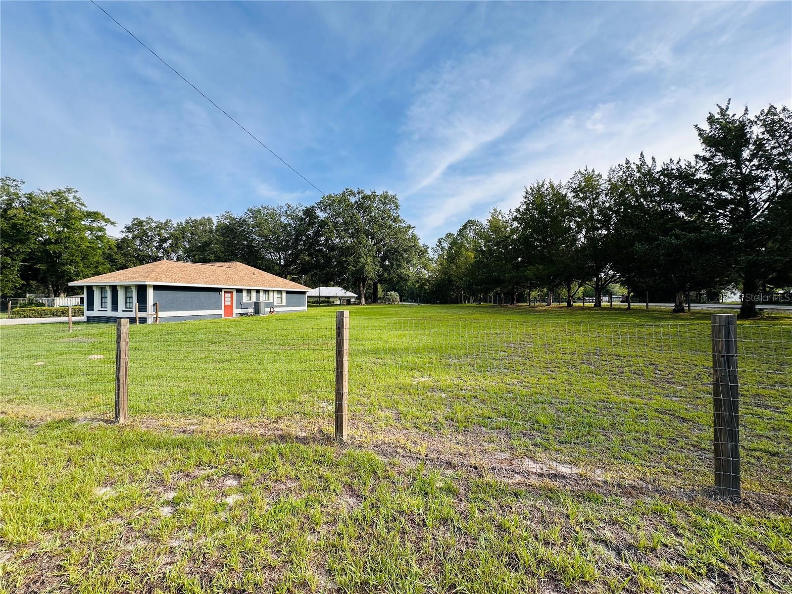 139 SW BAY PLACE