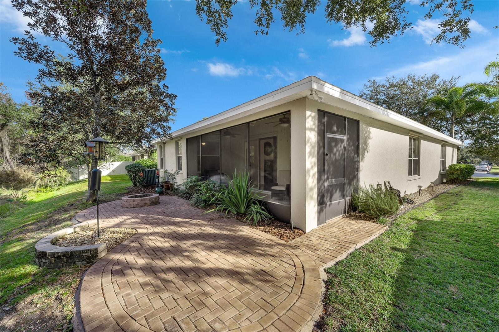 NORTHLAKE PARK ENCLAVE - Residential