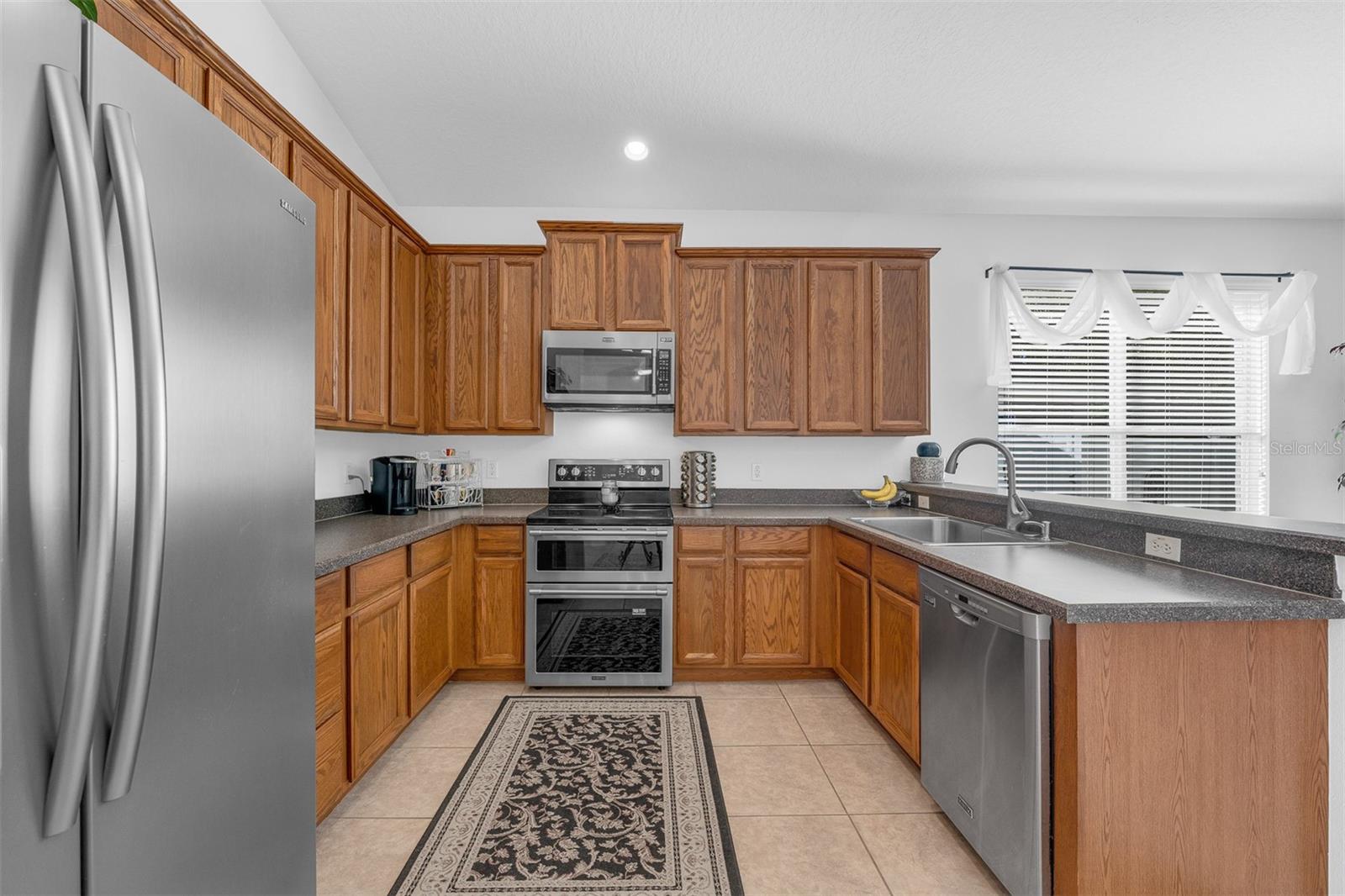 NORTHLAKE PARK ENCLAVE - Residential