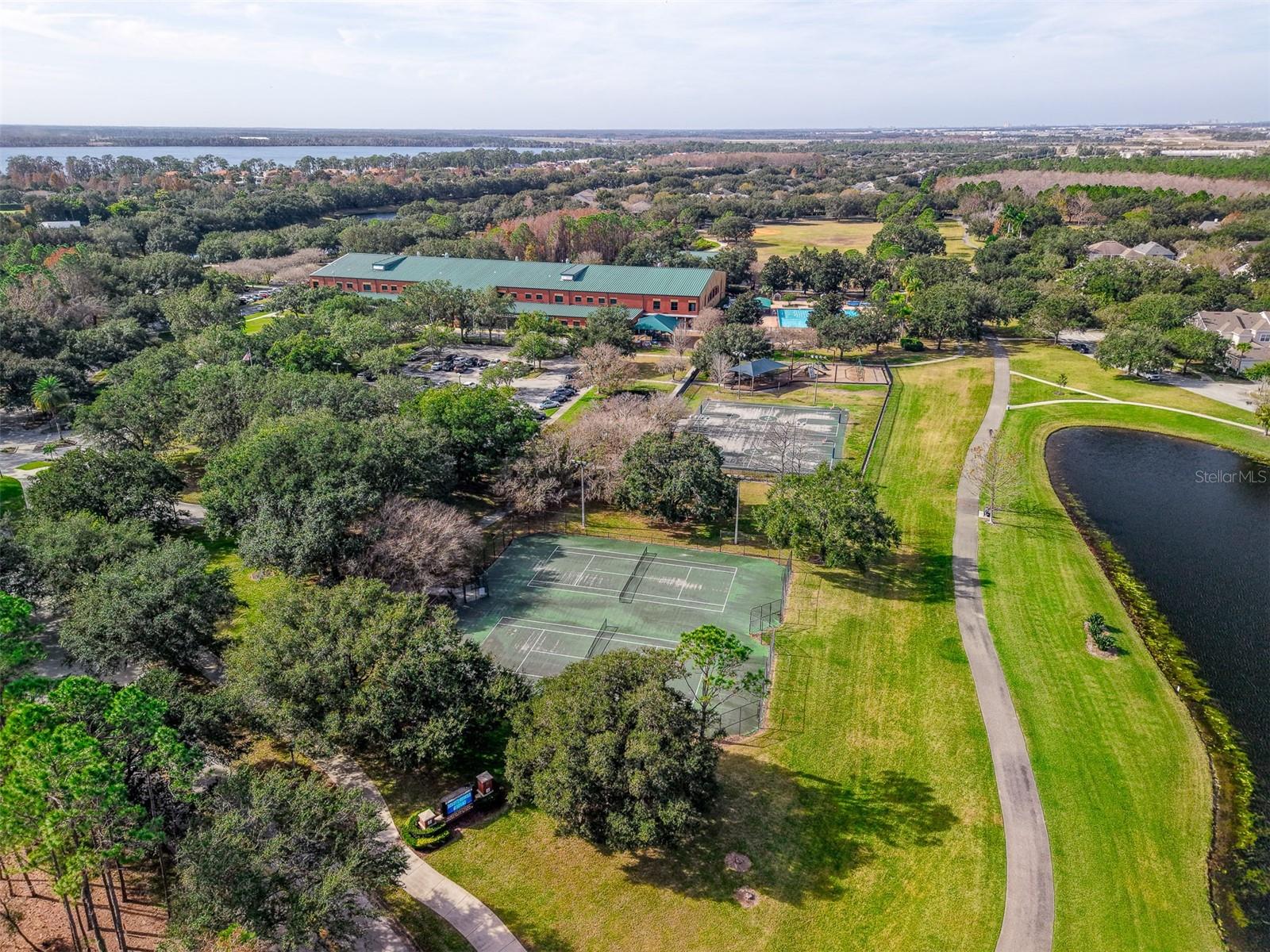 NORTHLAKE PARK ENCLAVE - Residential