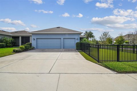 A home in LAND O LAKES