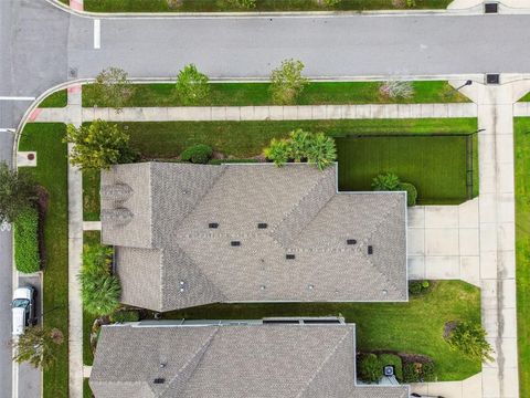 A home in LAND O LAKES