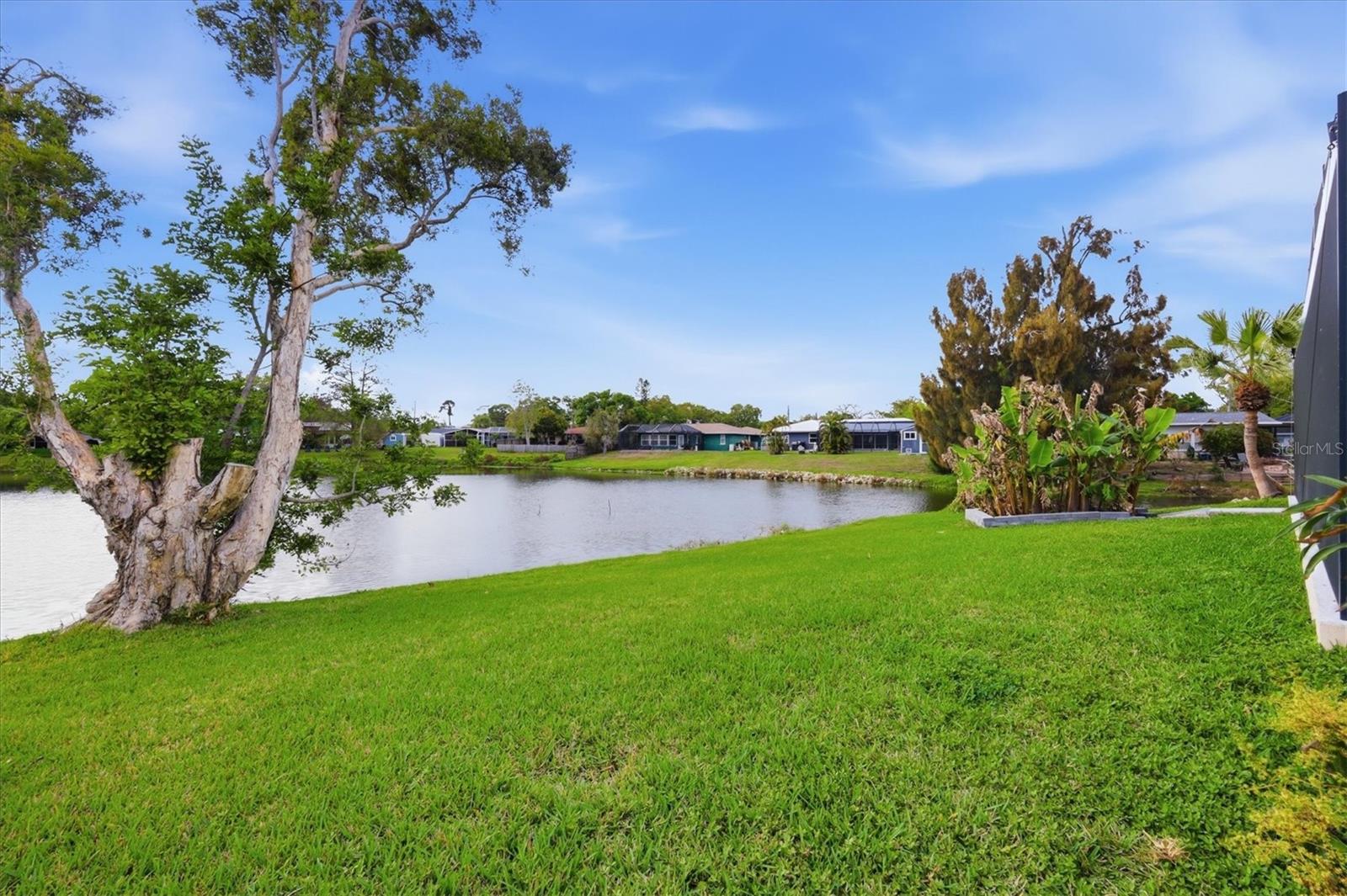 WHITFIELD COUNTRY CLUB HEIGHTS UN 1&2 - Residential