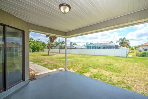 A home in PORT CHARLOTTE