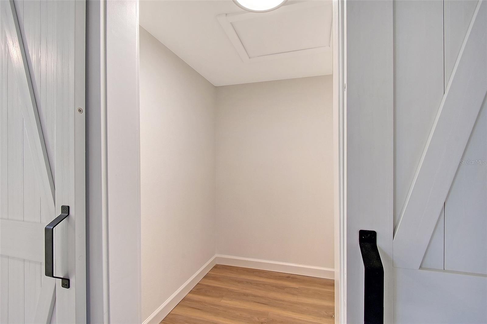 ACREAGE & UNREC - Residential