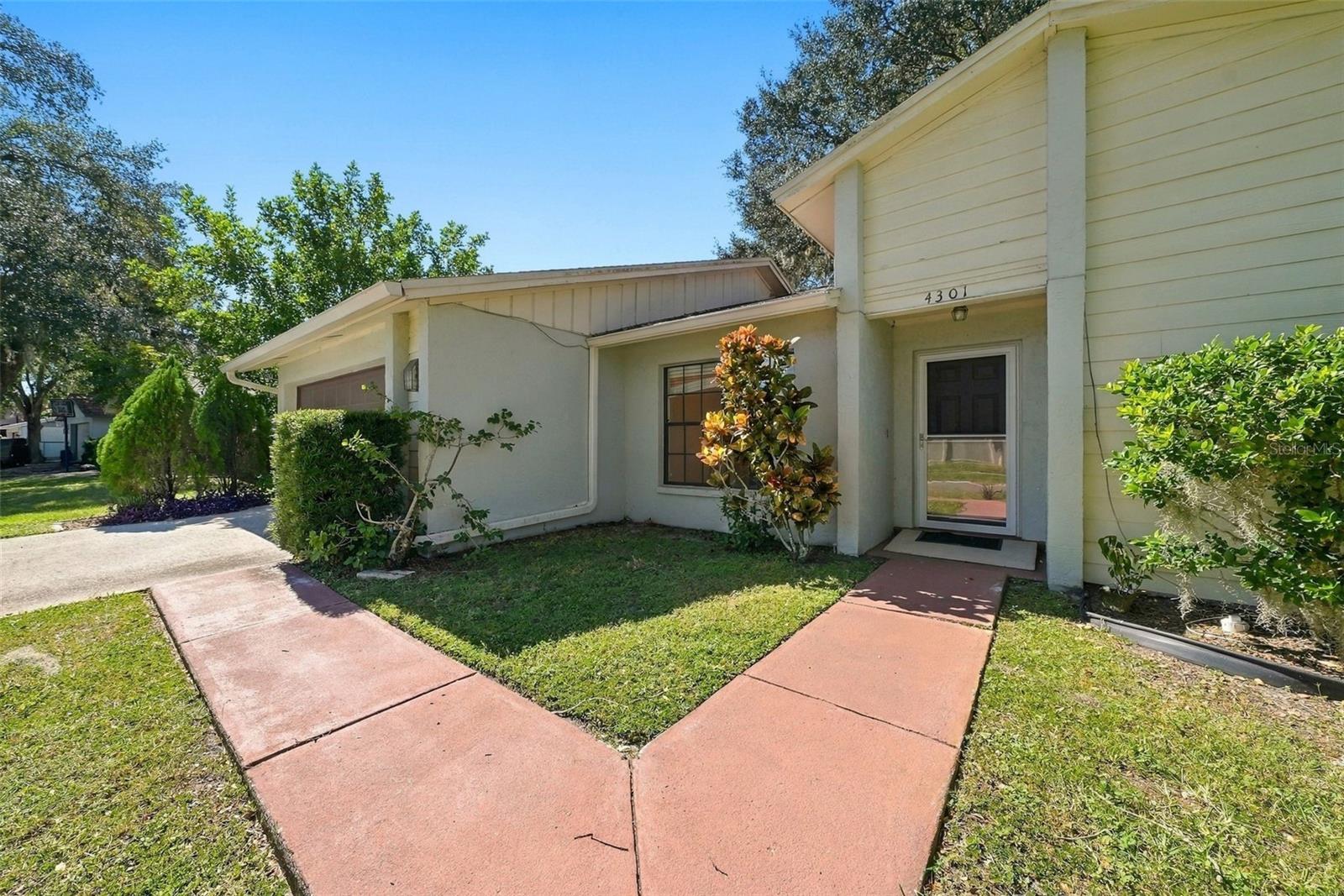 4301 ELLENVILLE PLACE