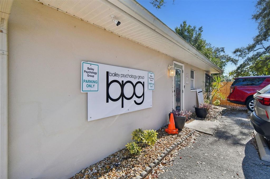 Photo of 108 4th Avenue S, Safety Harbor, FL 34695 (MLS # TB8459294)