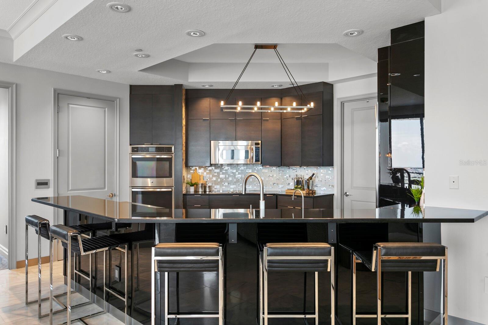 TOWERS OF CHANNELSIDE CONDOMIN - Residential