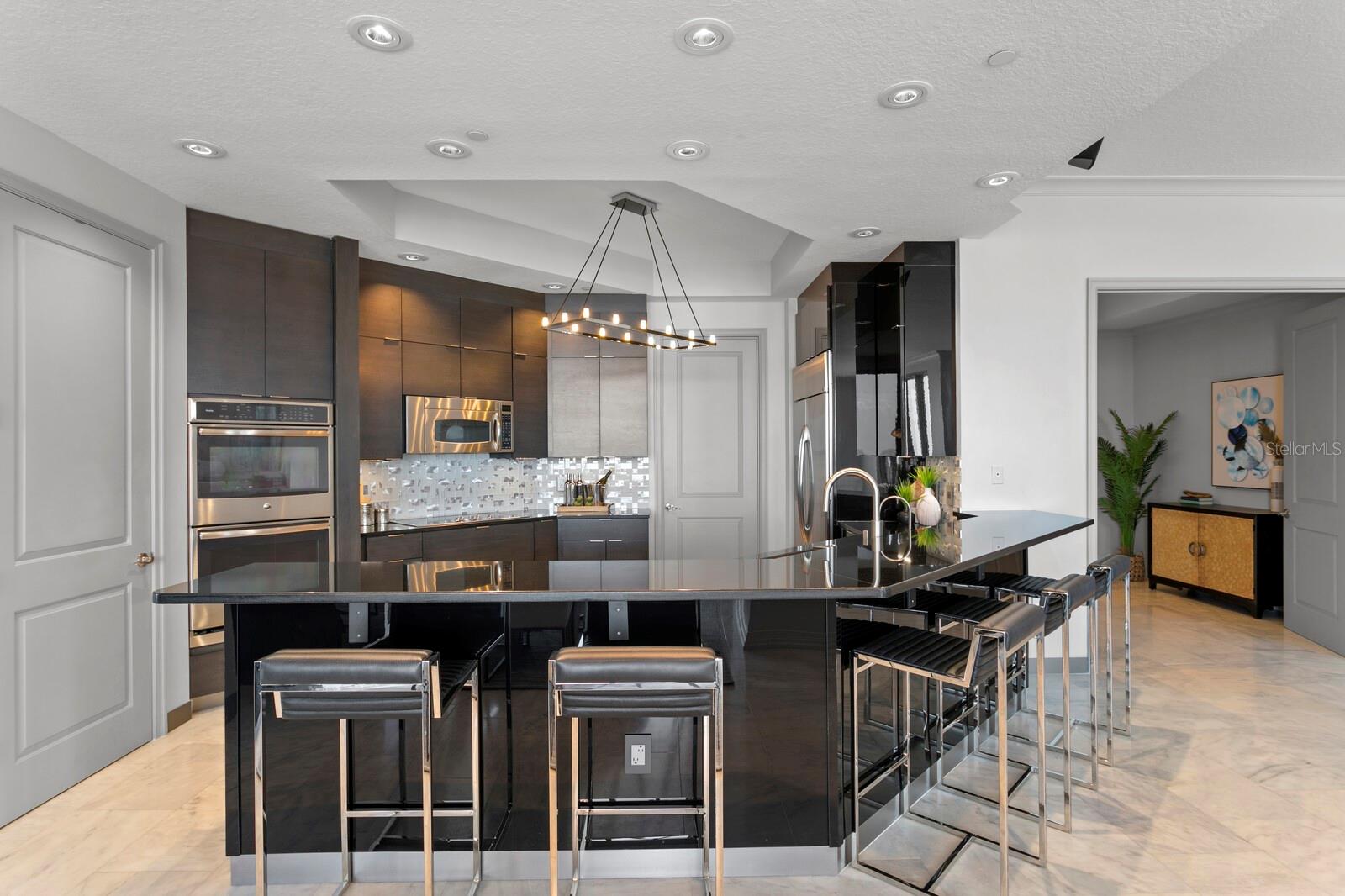 TOWERS OF CHANNELSIDE CONDOMIN - Residential