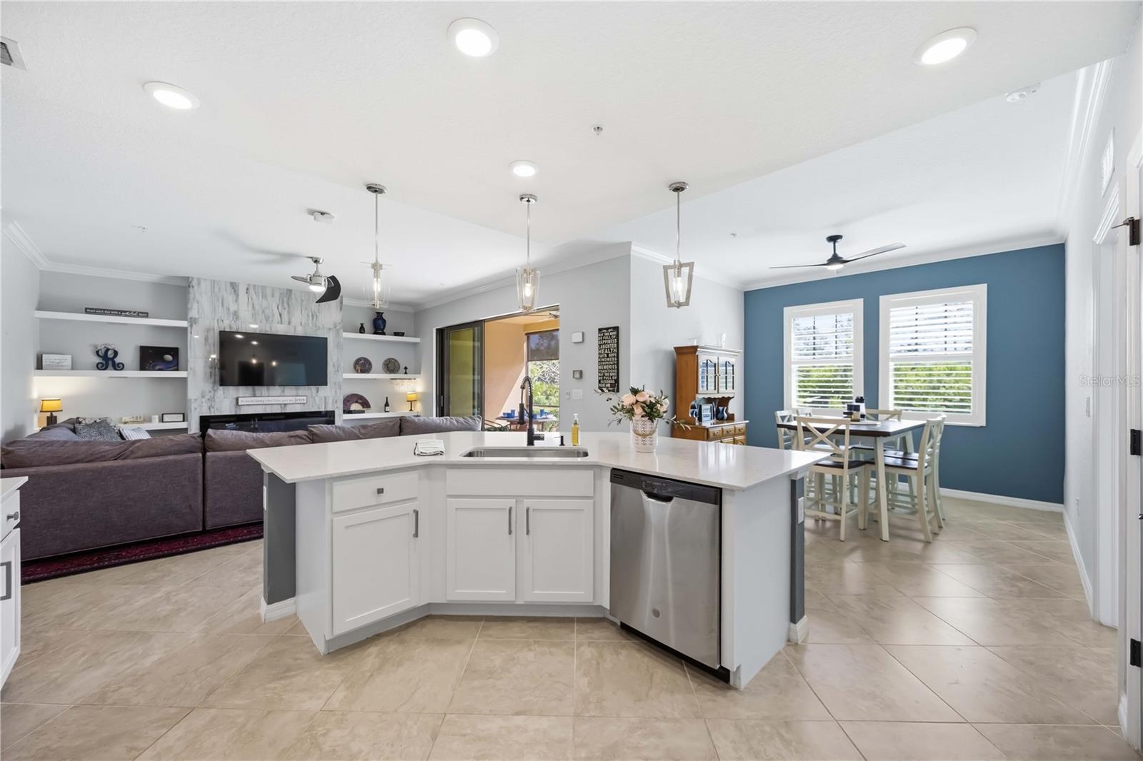 SARASOTA NATIONAL - Residential