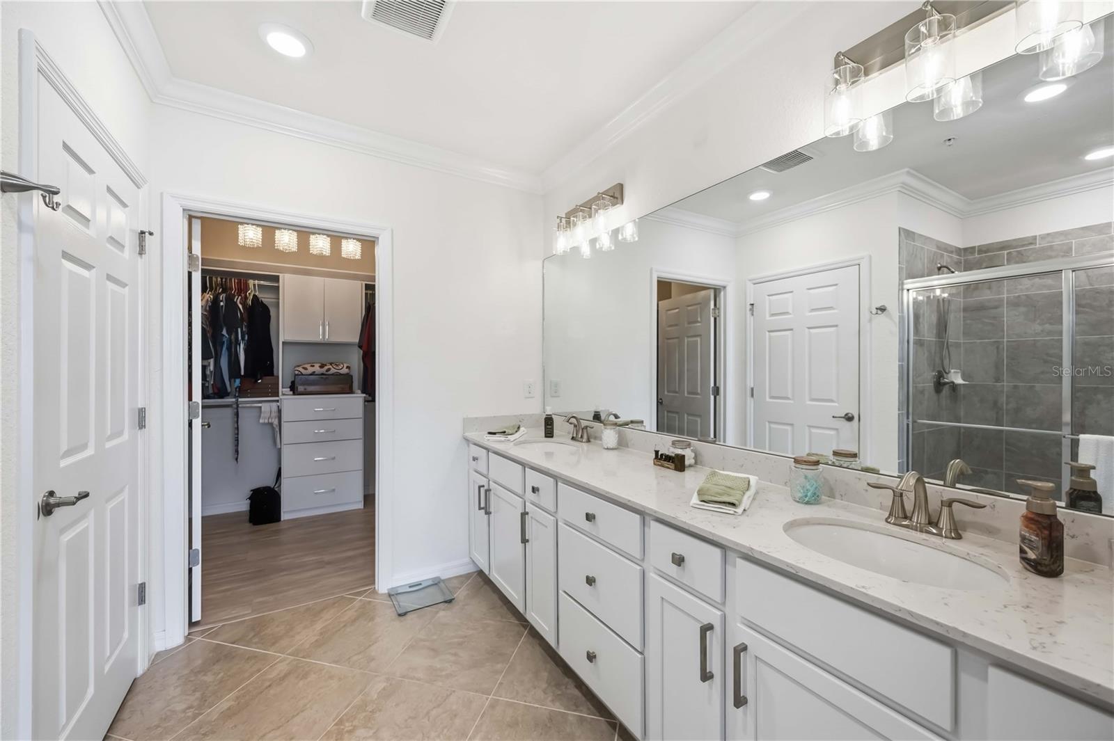 SARASOTA NATIONAL - Residential