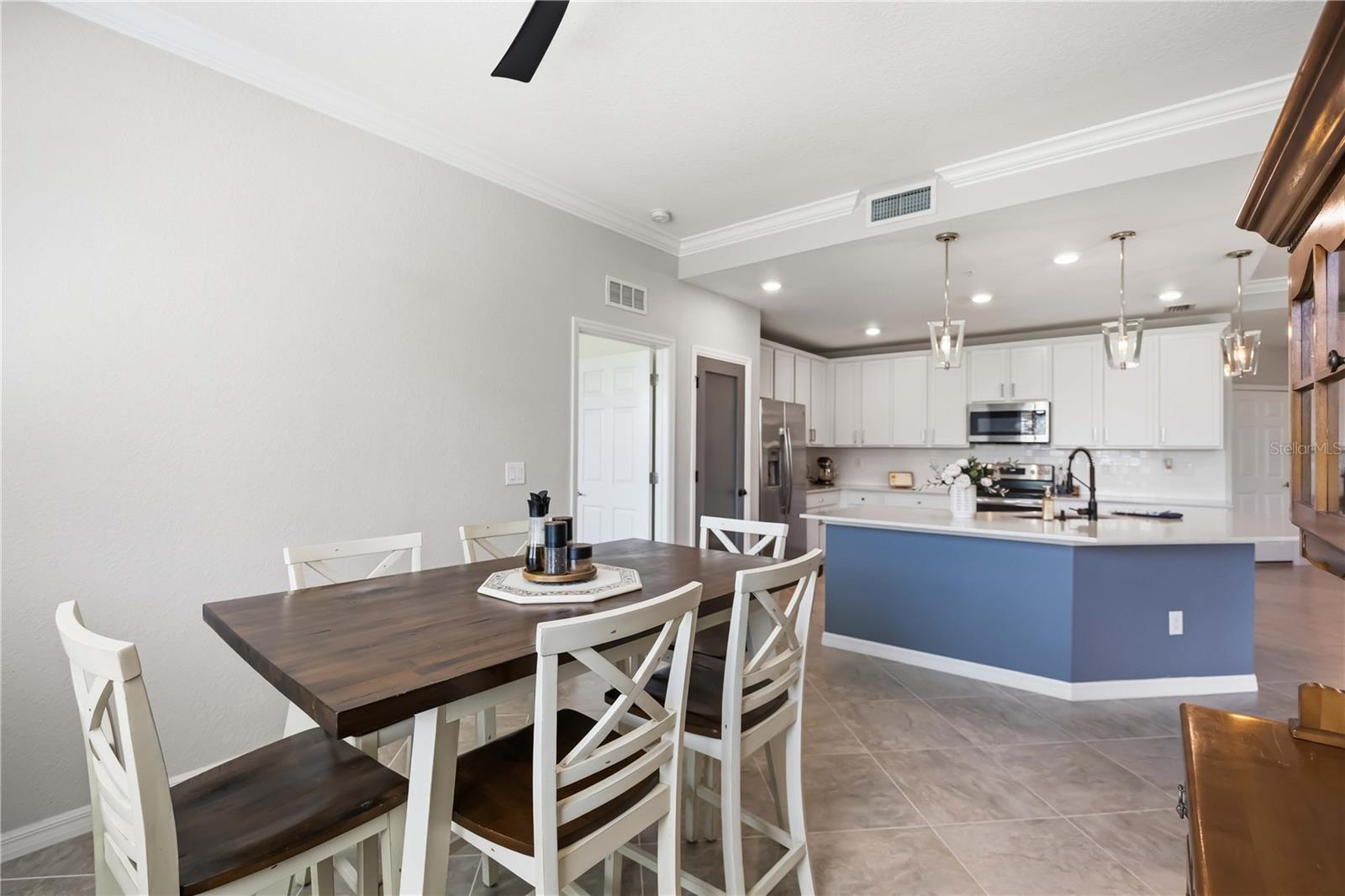 SARASOTA NATIONAL - Residential