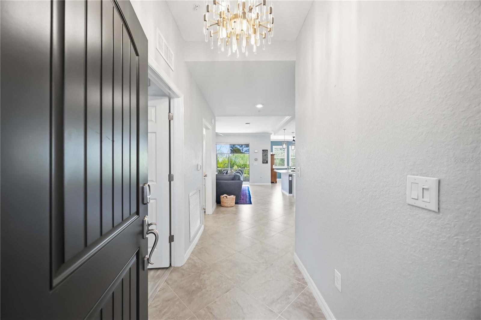 SARASOTA NATIONAL - Residential