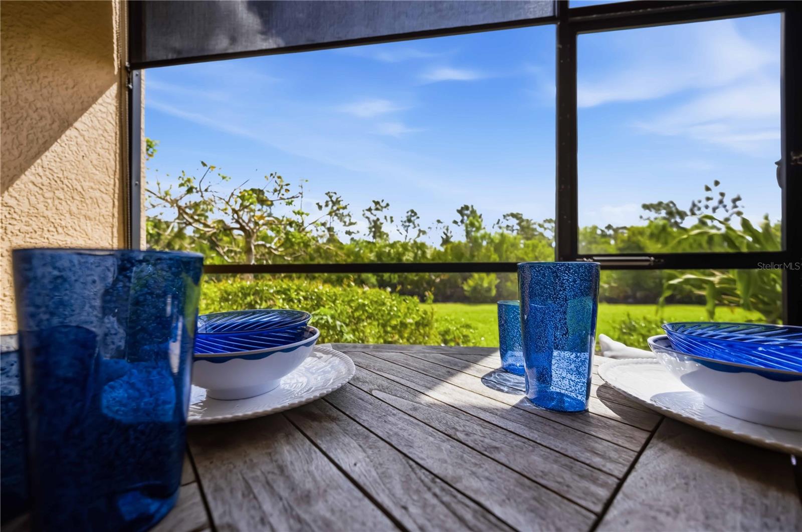 SARASOTA NATIONAL - Residential