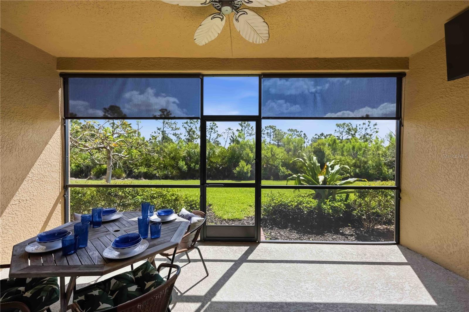 SARASOTA NATIONAL - Residential