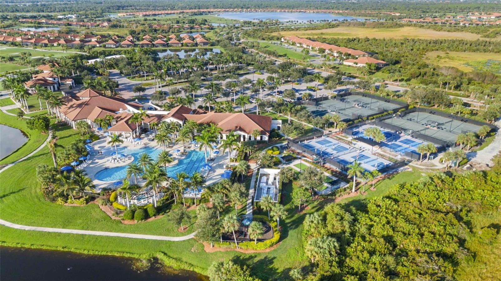 SARASOTA NATIONAL - Residential