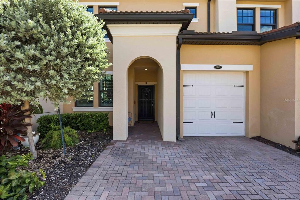 Photo of 10055 Crooked Creek Drive #102, Venice, FL 34293 (MLS # N6143842)