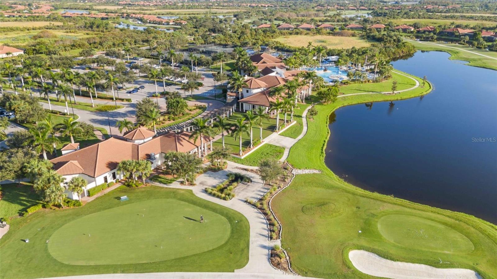 SARASOTA NATIONAL - Residential