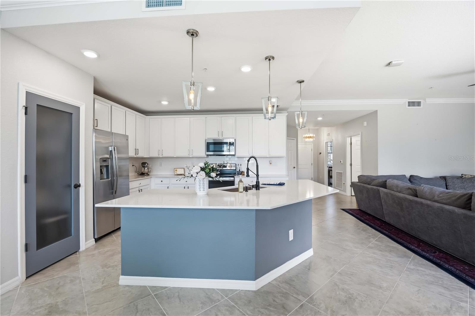 SARASOTA NATIONAL - Residential