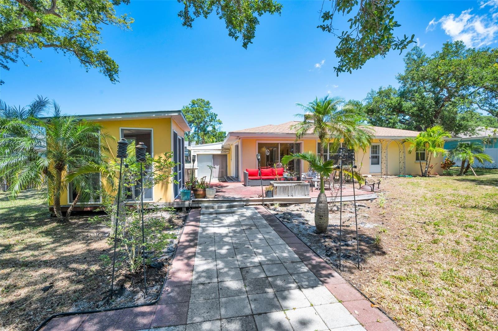 JACOBSENS REP L A - Residential
