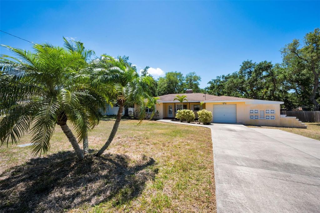 Photo of 14806 Wildwood Drive, Largo, FL 33774 (MLS # TB8503978)