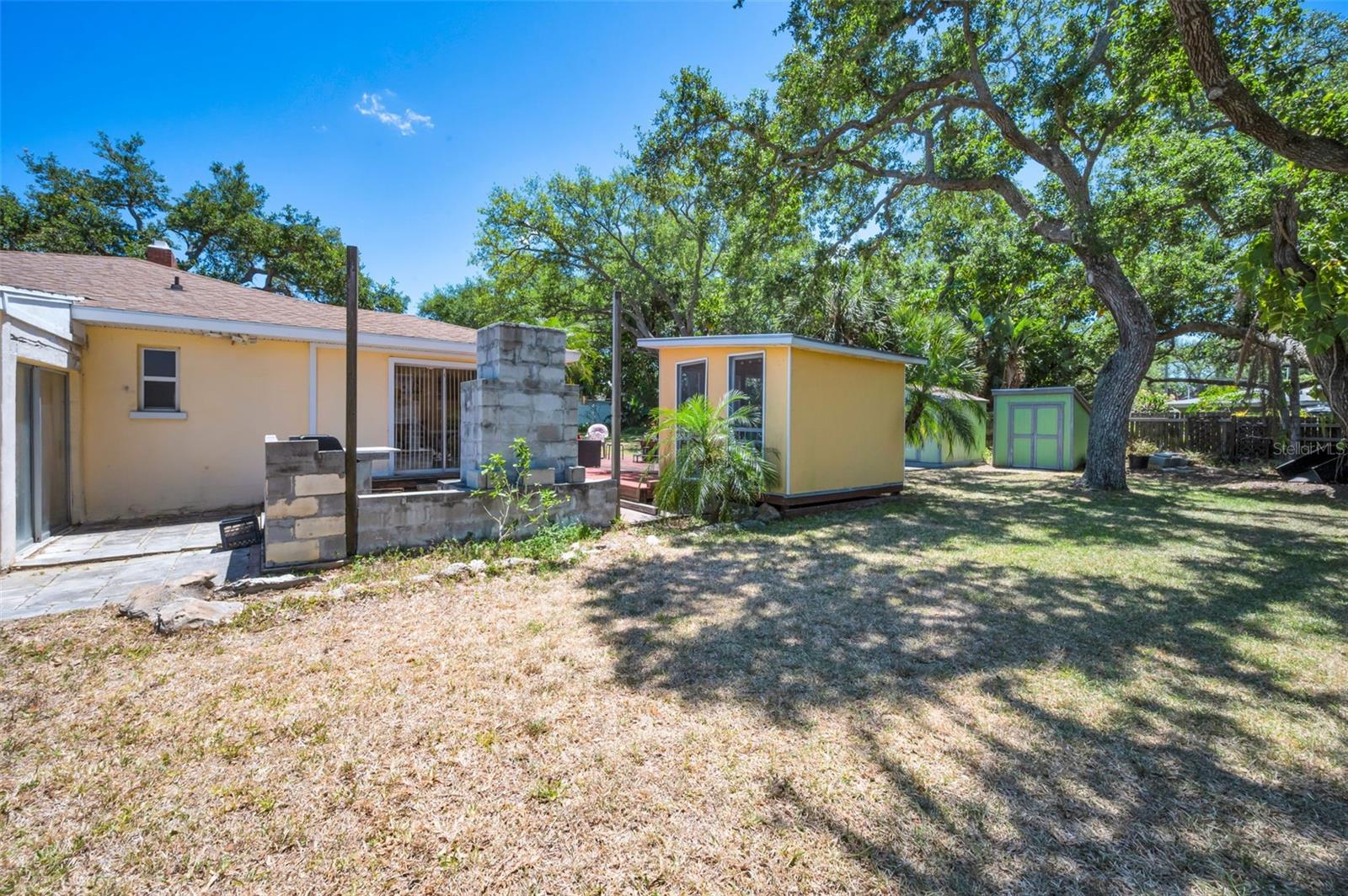 JACOBSENS REP L A - Residential
