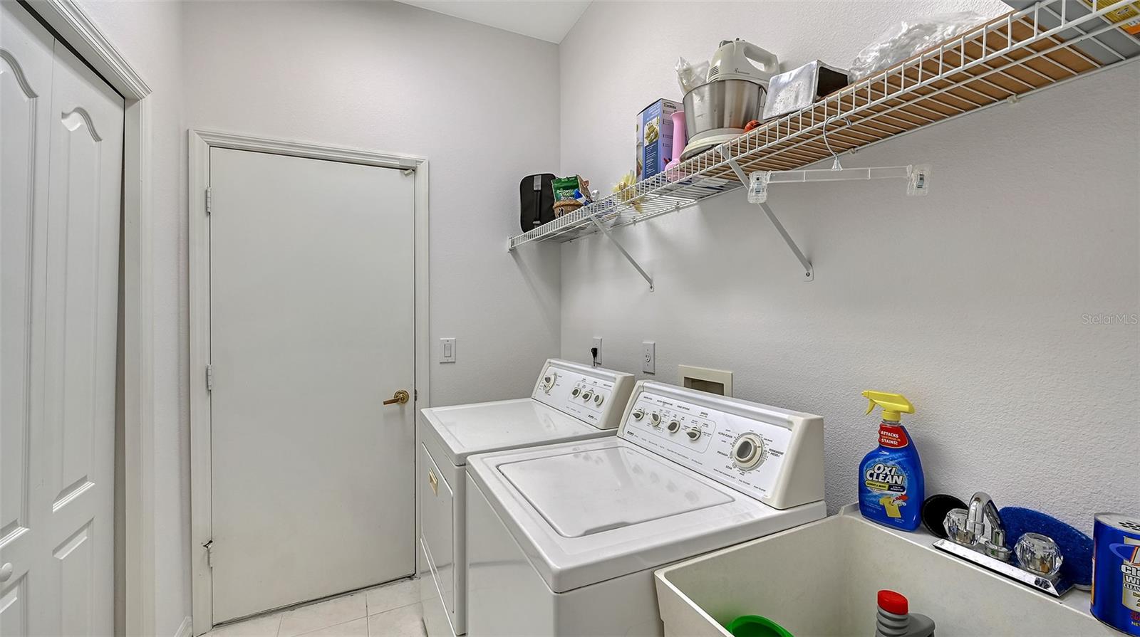 CARLYLE AT VILLAGES OF PALM-AIRE - Residential