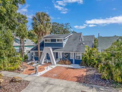 945 11TH STREET N ST PETERSBURG FL 33705