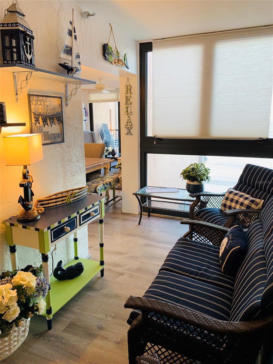 Sunrise Condo - Residential