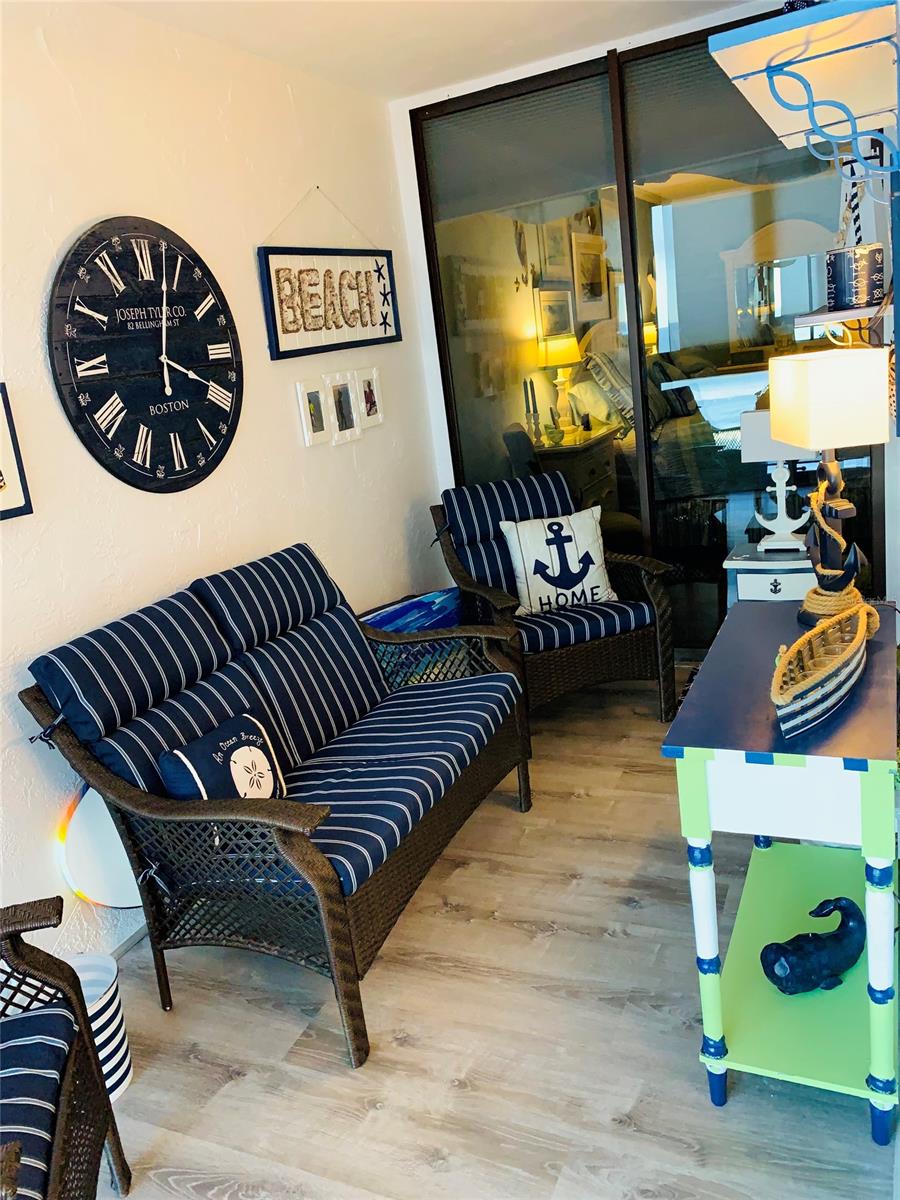 Sunrise Condo - Residential