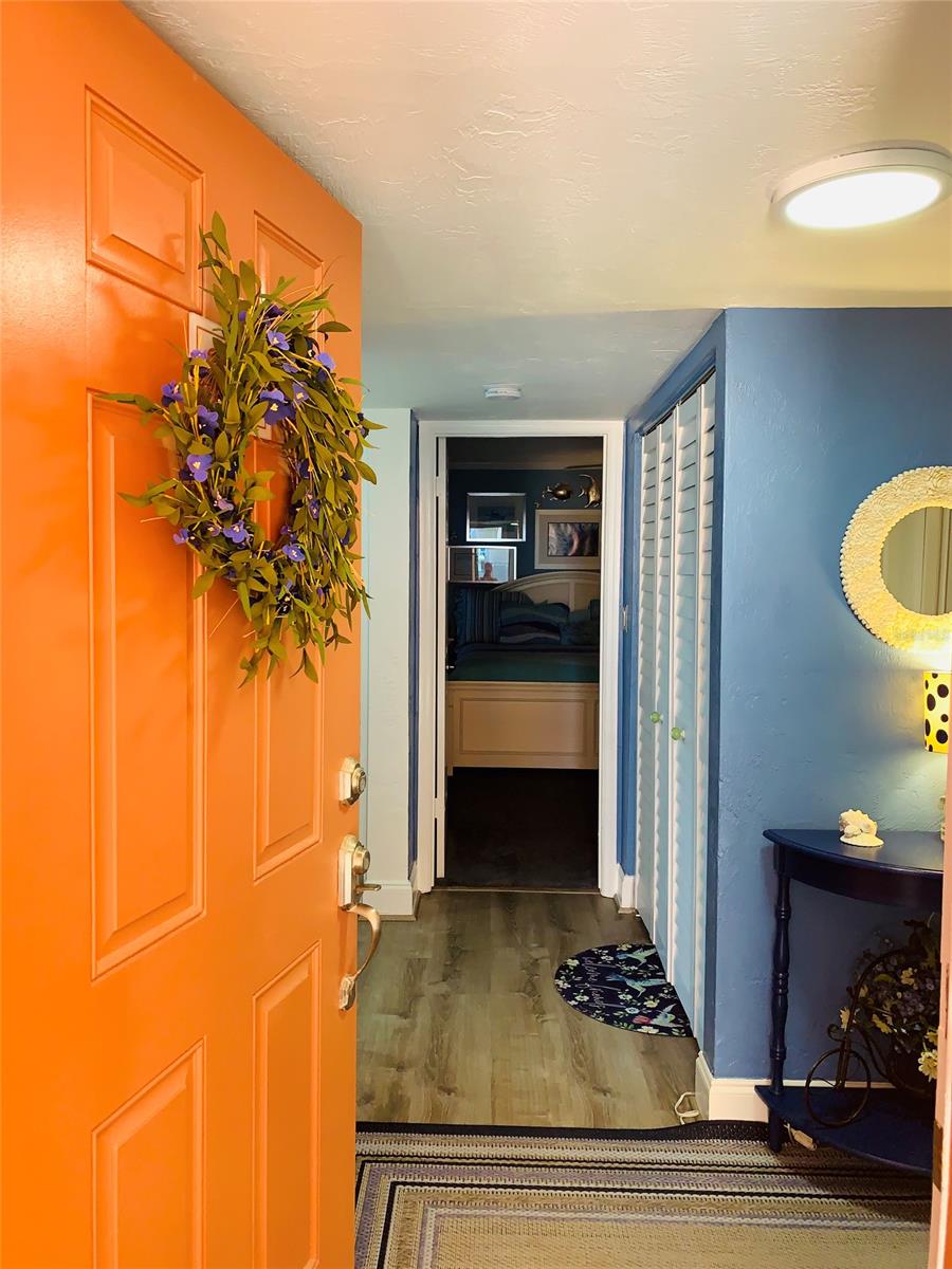 Sunrise Condo - Residential