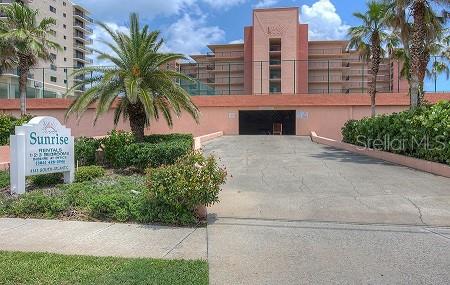 Sunrise Condo - Residential