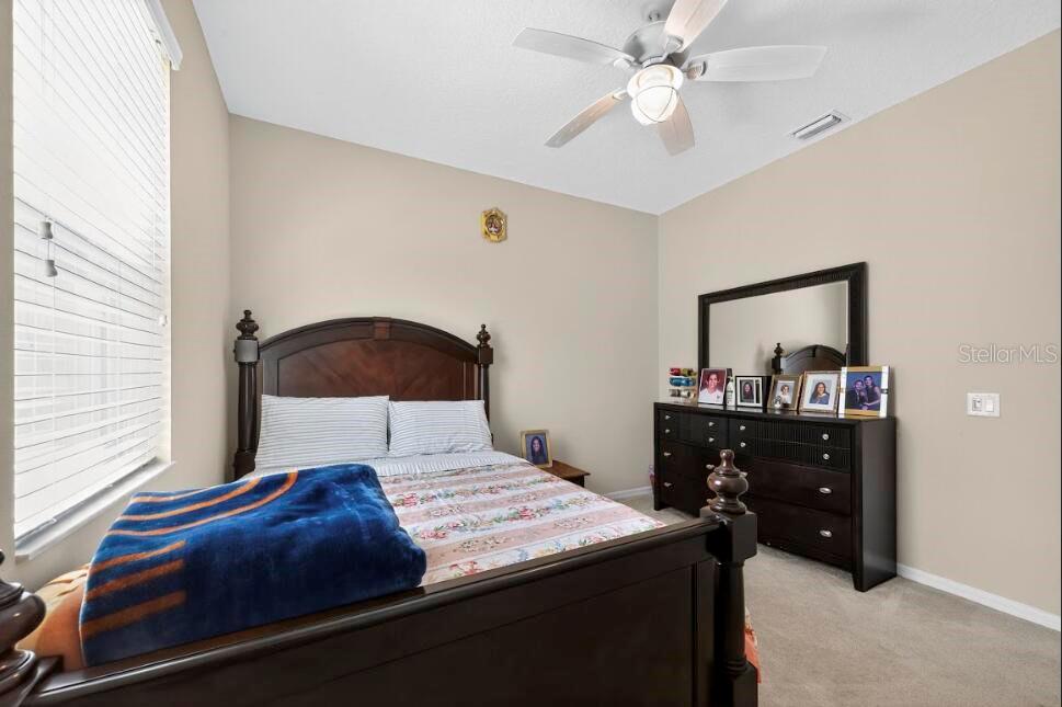 KENSINGTON ISLE - Residential