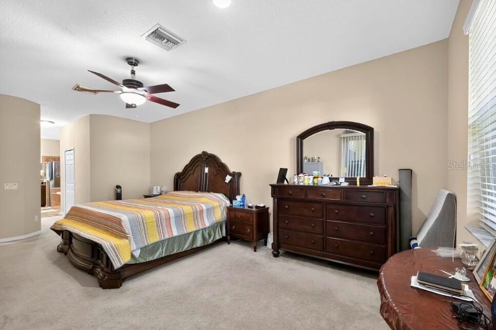 KENSINGTON ISLE - Residential