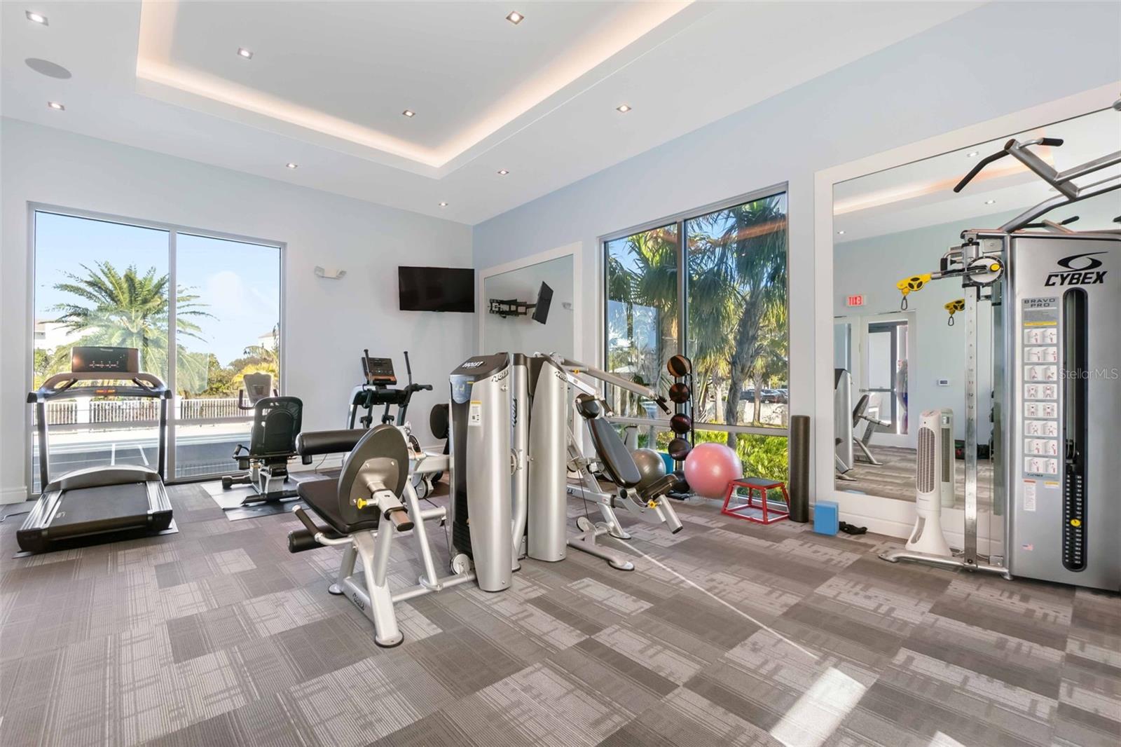 INFINITY ON LONGBOAT KEY - Residential