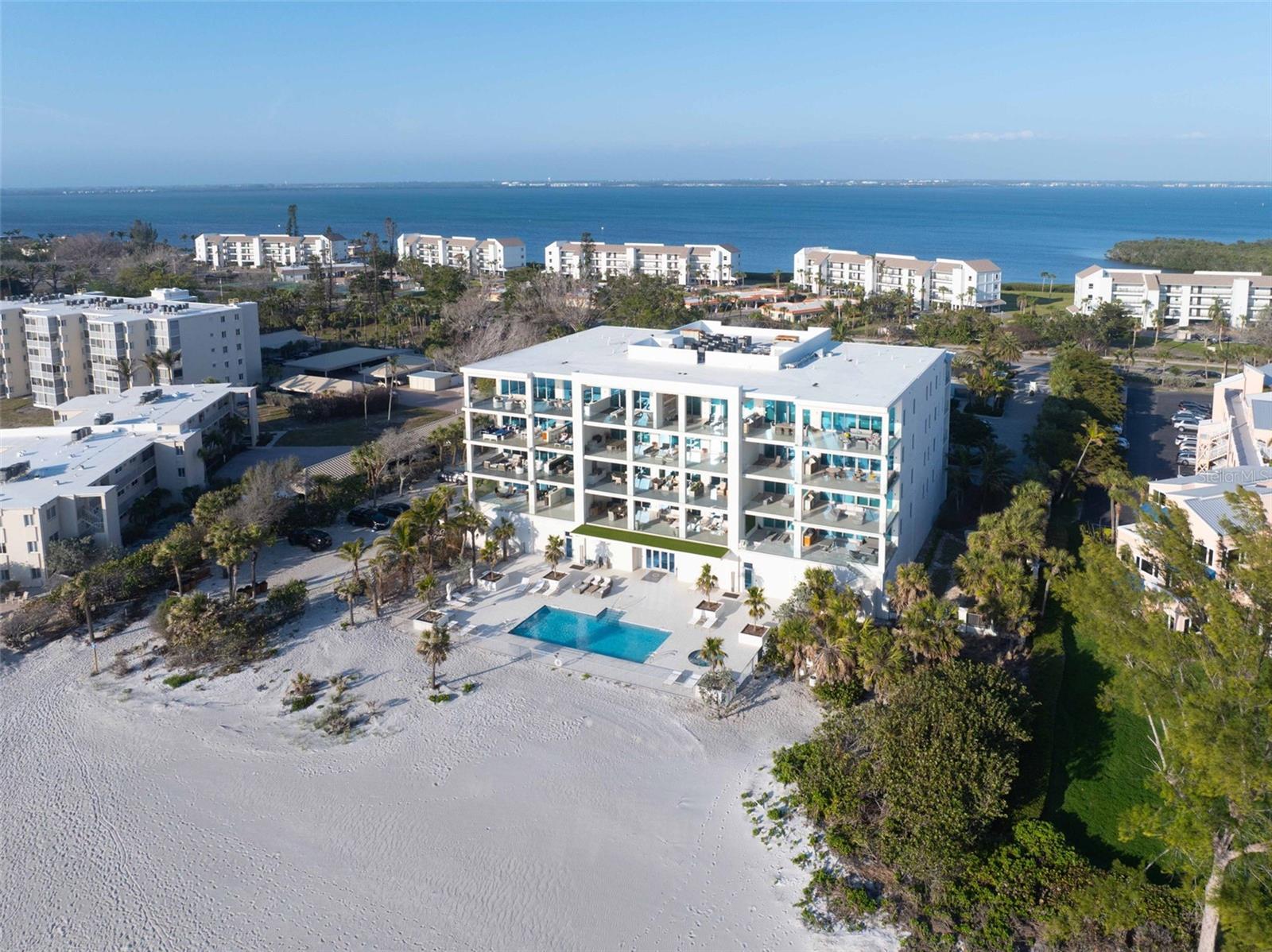 INFINITY ON LONGBOAT KEY - Residential
