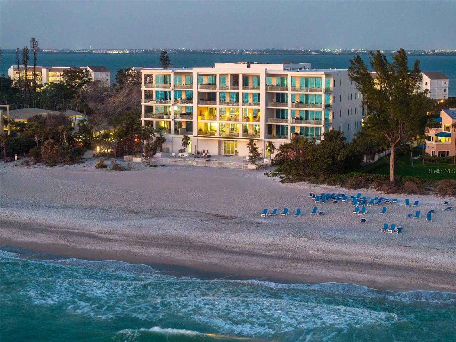 INFINITY ON LONGBOAT KEY - Residential