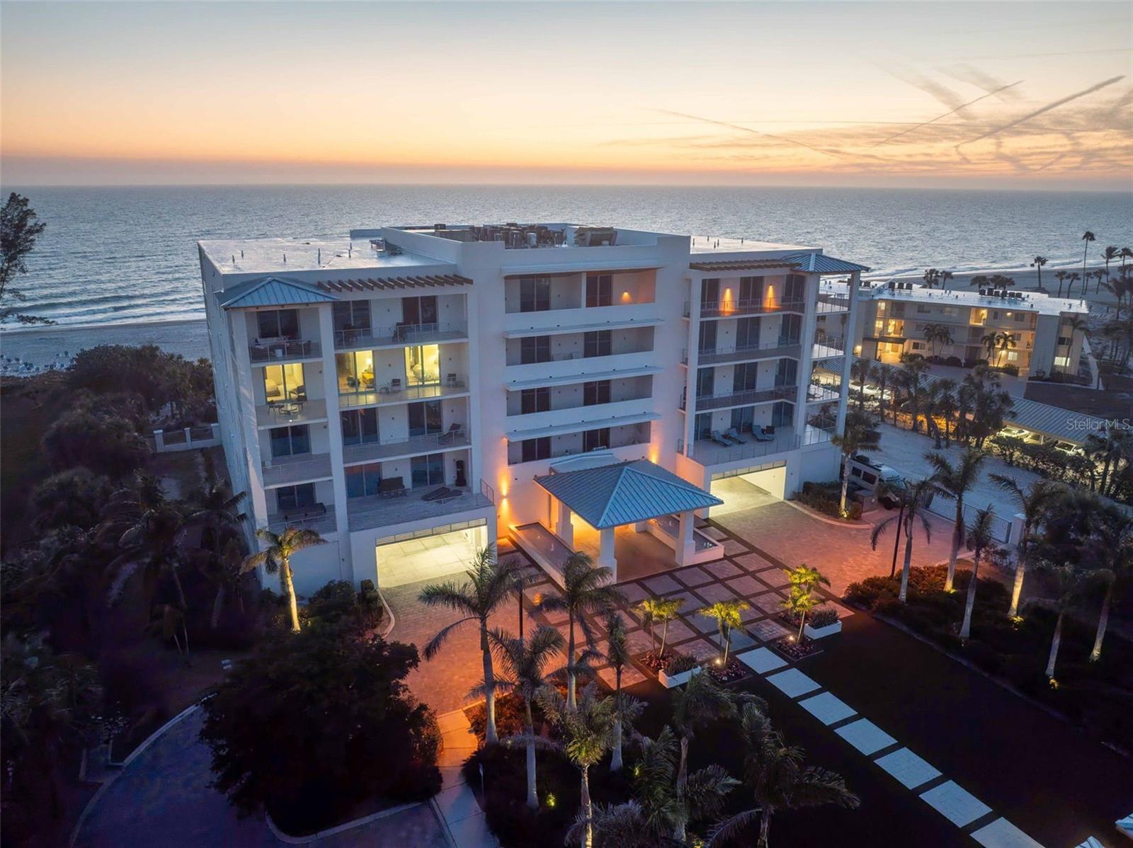 INFINITY ON LONGBOAT KEY - Residential