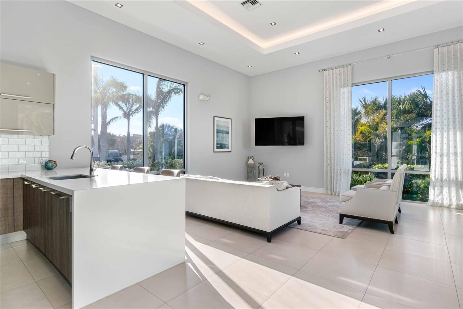 INFINITY ON LONGBOAT KEY - Residential